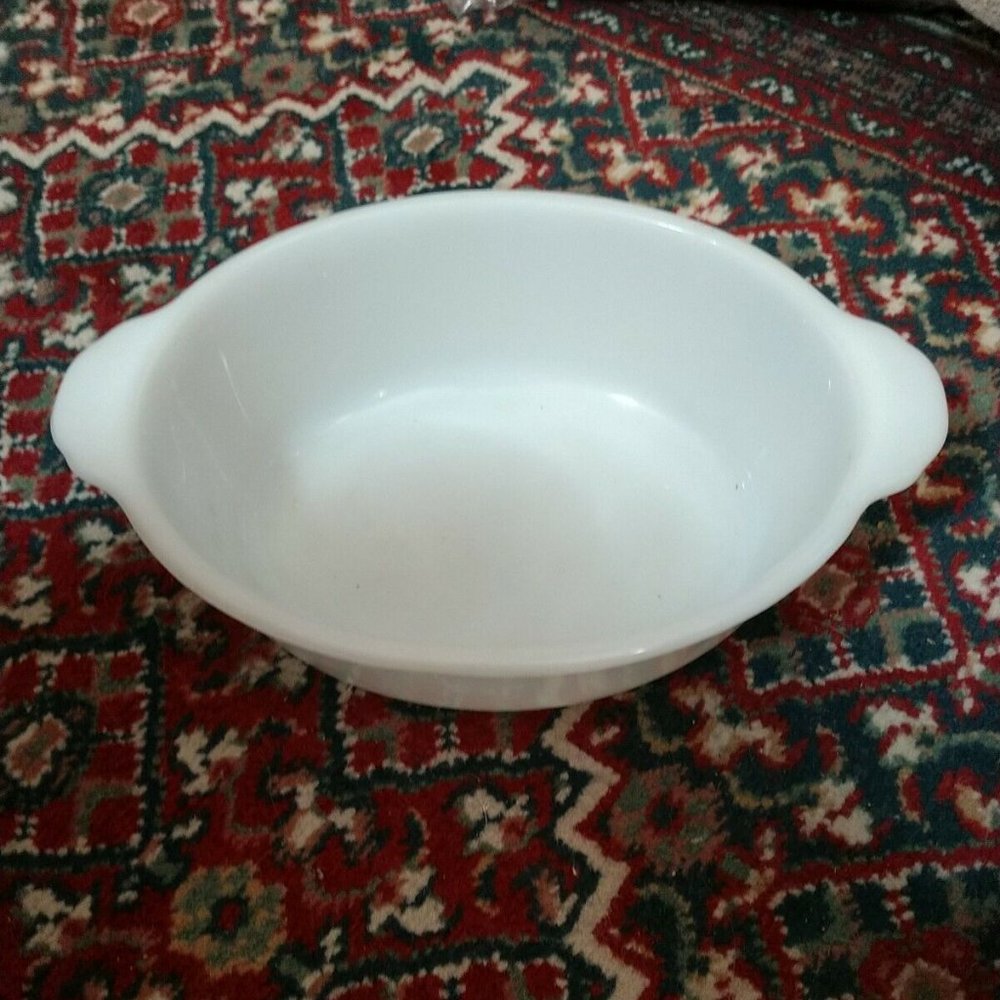 Milk Glass 1-1/2 Qt. Vtg Fire King Oval White  Casserole Baking Dish Oven…